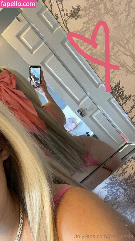 Alasti lekkinud OnlyFans-i pilt Leah Grace