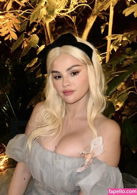 Naken läckt OnlyFans-bild av Emili Perez