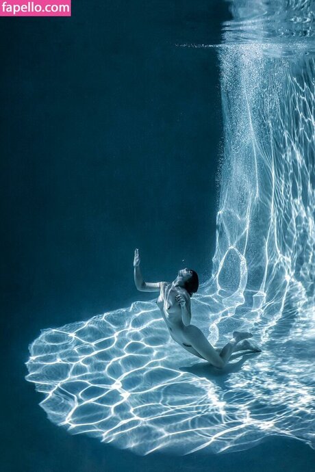 Naakte gelekte OnlyFans-foto van Alexsweet