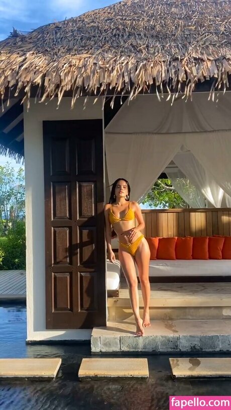 Alasti lekkinud OnlyFans-i pilt Carol Macedo