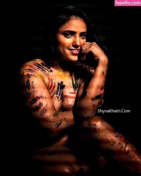 Nacktes geleaktes OnlyFans-Foto von Shyna Khatri