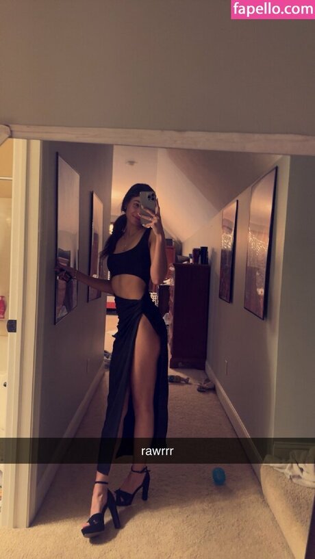 Goddess Rhegan naked leaks OnlyFans pic