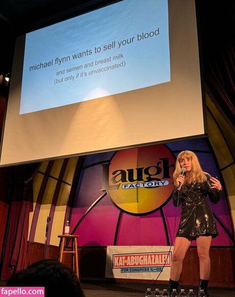 Nacktes geleaktes OnlyFans-Foto von Kat Abughazaleh