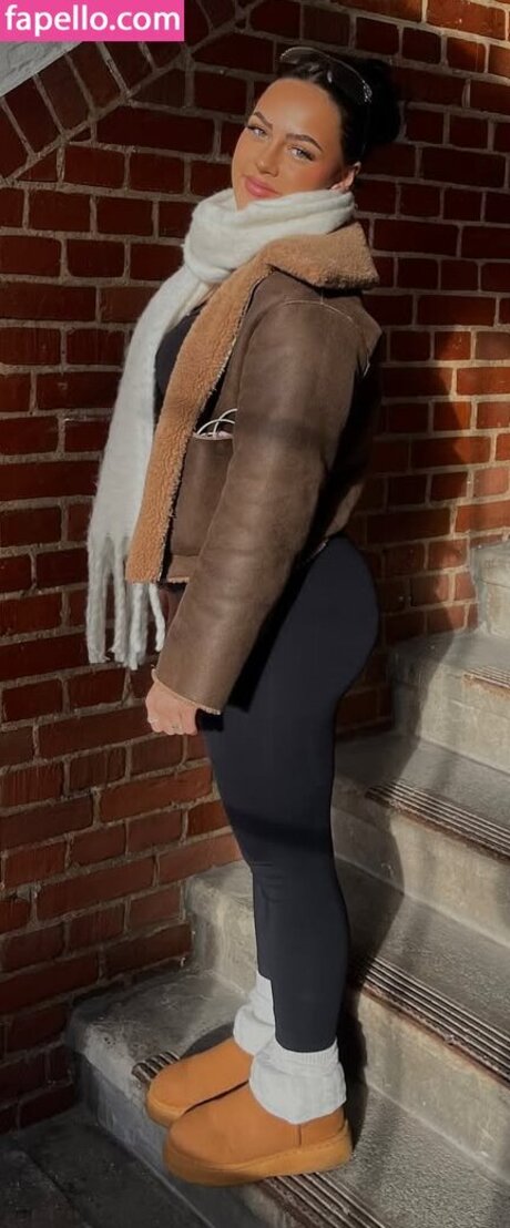 Naakte gelekte OnlyFans-foto van Tonirct