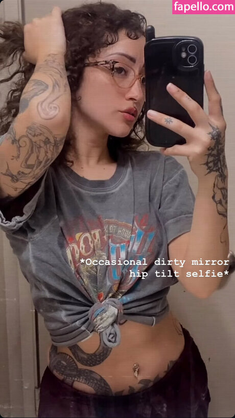 Alasti lekkinud OnlyFans-i pilt Nightmareskank