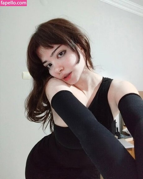 Mitsurigen naked leaks OnlyFans pic