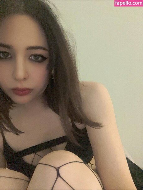 Обнаженная фотография утечки OnlyFans от Fumimochi