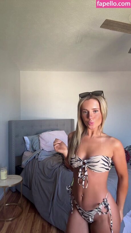 Naken lekkede OnlyFans-bilde av Livromanoo