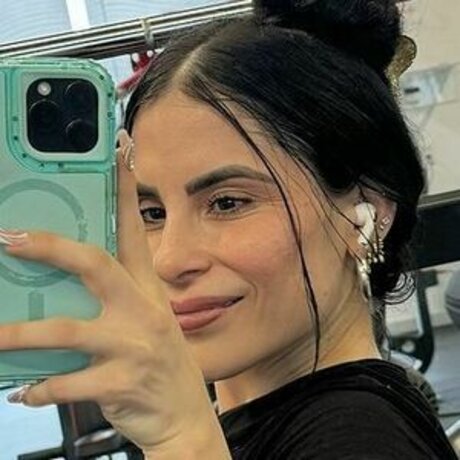 Naken lekkede OnlyFans-bilde av Emme Cavazos