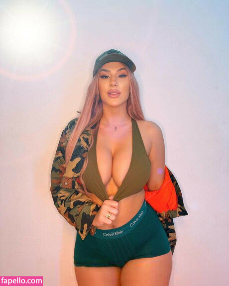 Обнаженная фотография утечки OnlyFans от Fannyapplepie