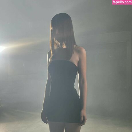 Naken läckt OnlyFans-bild av Ella Woolsey