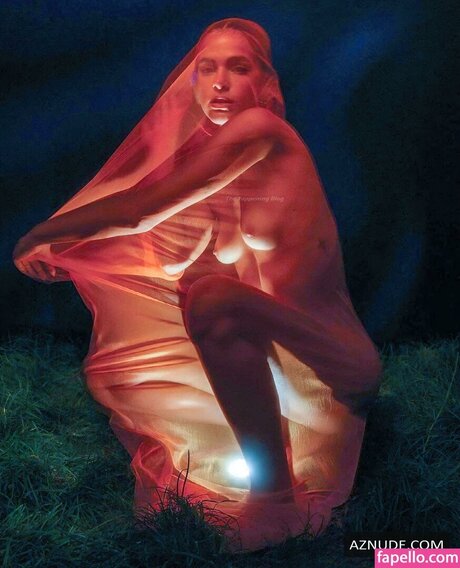 Alasti lekkinud OnlyFans-i pilt Brunamarquezine