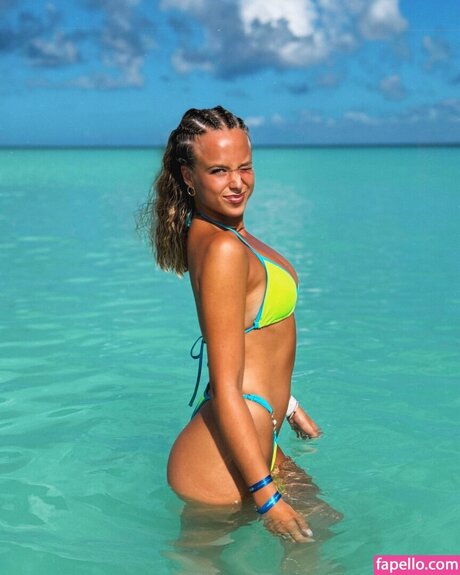 Nacktes geleaktes OnlyFans-Foto von Arianna Tornari