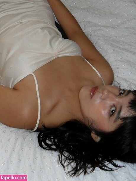 Om4ly OnlyFans泄露裸照