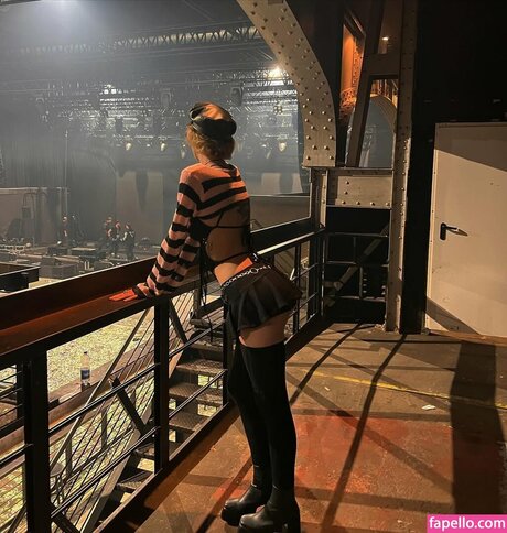 Naken läckt OnlyFans-bild av Redgoldenretriever