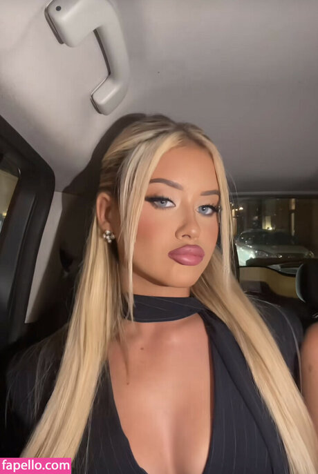 Nacktes geleaktes OnlyFans-Foto von Kaylor Martin