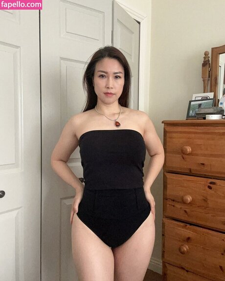 Nahá fotka uniklých OnlyFans od Flagiris