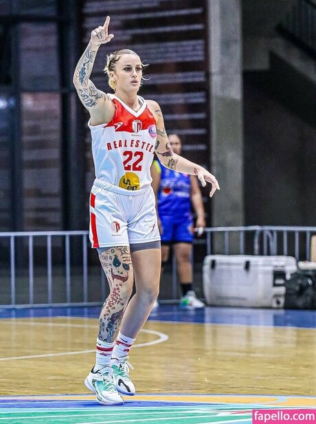 Nacktes geleaktes OnlyFans-Foto von Mstattedbuckets