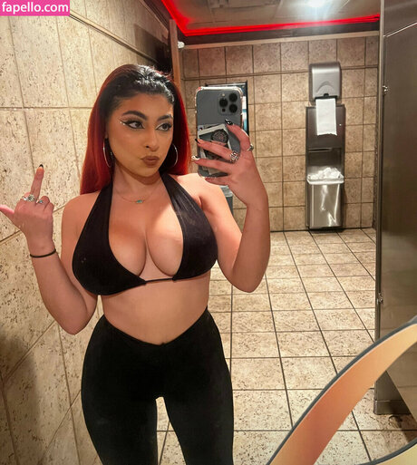 Nahá fotka uniklých OnlyFans od Jolie23x