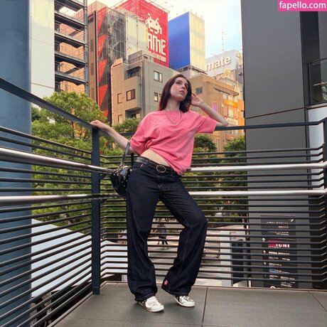 Nacktes geleaktes OnlyFans-Foto von Heymissteacher