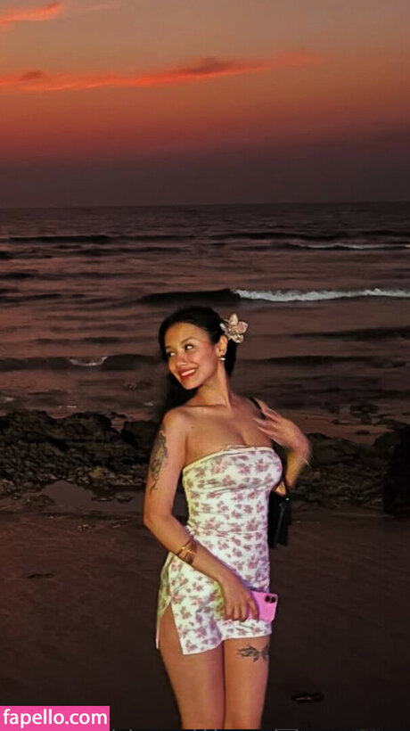 Shradhaa2110 OnlyFans泄露裸照