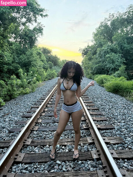 Nahá fotka uniklých OnlyFans od Ayatanjali