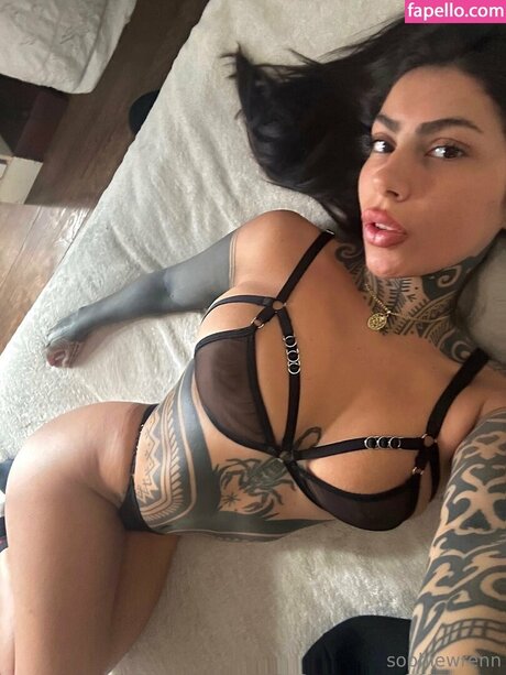 Nacktes geleaktes OnlyFans-Foto von Sophiewrenn