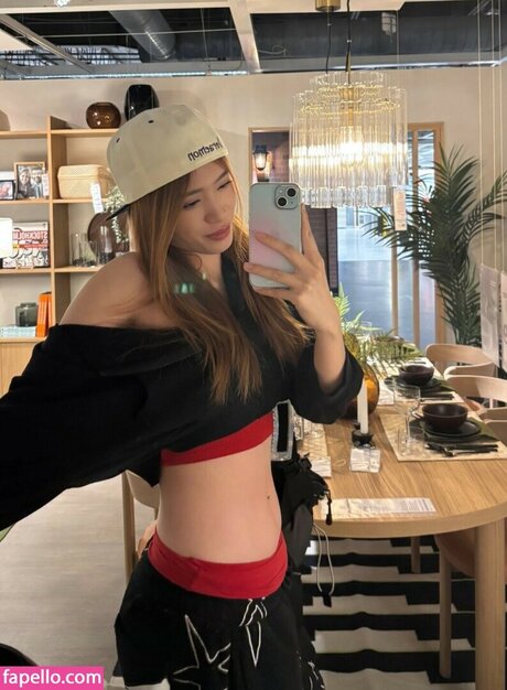 Photo nue de fuite OnlyFans de Penpuin