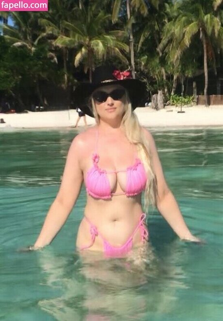 Nahá fotka uniklých OnlyFans od Amber Koltzow Bastick