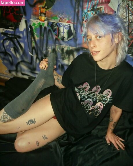 Naakte gelekte OnlyFans-foto van Acidalia Astreia