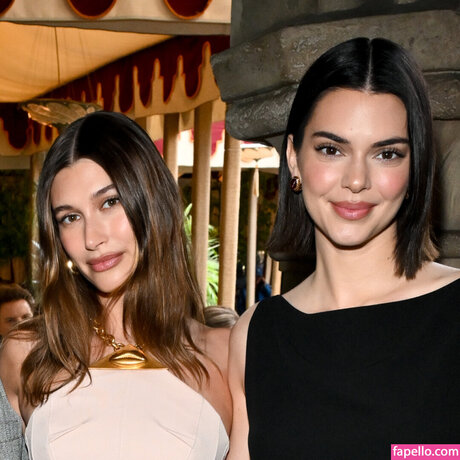 Naken läckt OnlyFans-bild av Haileybieber