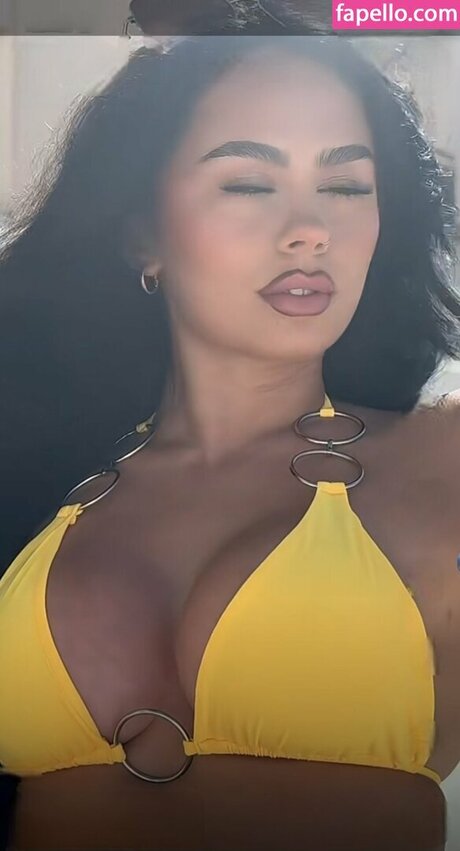 Nacktes geleaktes OnlyFans-Foto von Elley Davies