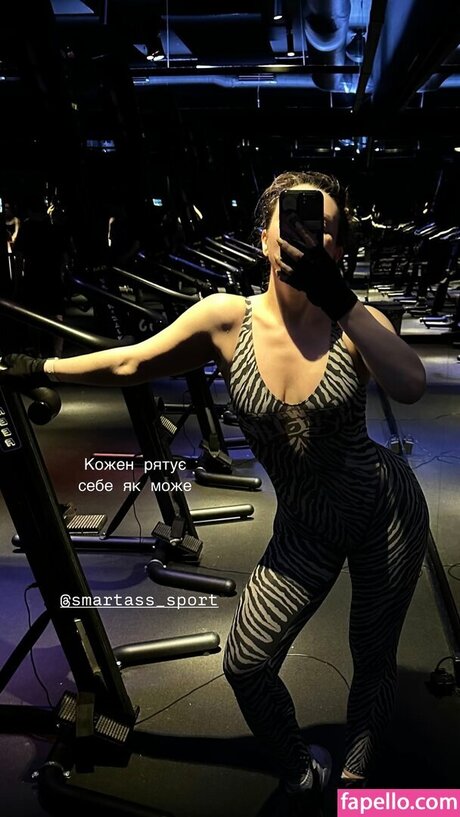 Alasti lekkinud OnlyFans-i pilt Glazalinkaaa