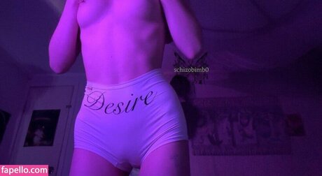 Naakte gelekte OnlyFans-foto van Schizobimb0