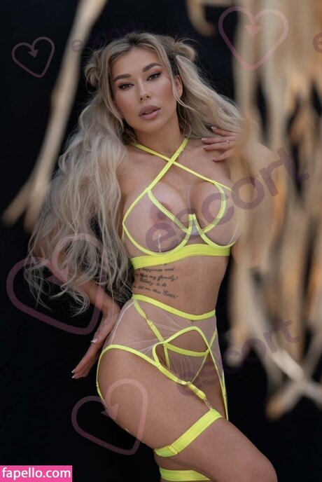 Обнаженная фотография утечки OnlyFans от Alexa Micz