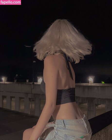 Обнаженная фотография утечки OnlyFans от Kaylawiggins