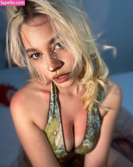 Nahá fotka uniklých OnlyFans od Azura0618