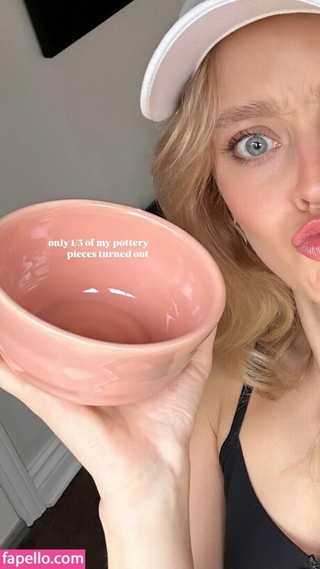 Nahá fotka uniklých OnlyFans od Madeleine Arthur