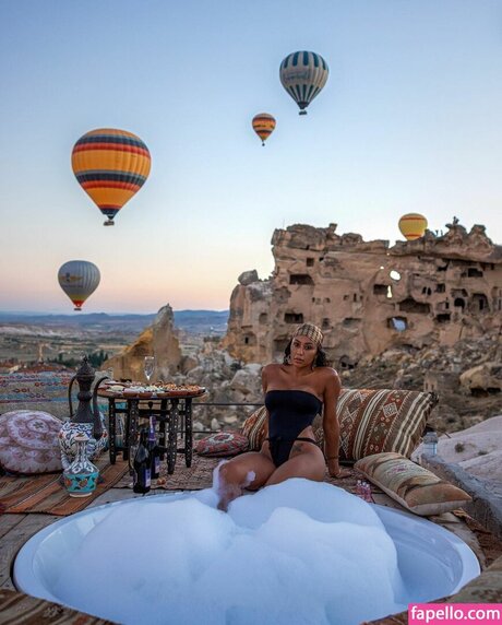 Alasti lekkinud OnlyFans-i pilt Connor Morgan