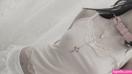 Naken lekkede OnlyFans-bilde av Veildose