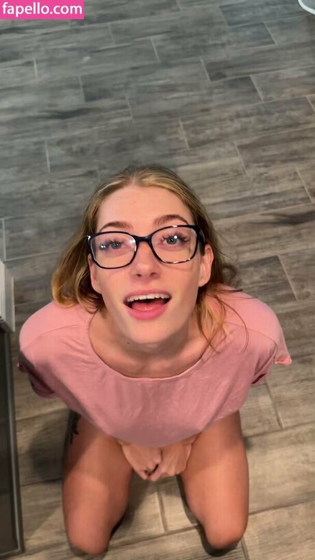 Nacktes geleaktes OnlyFans-Foto von Kateedavis