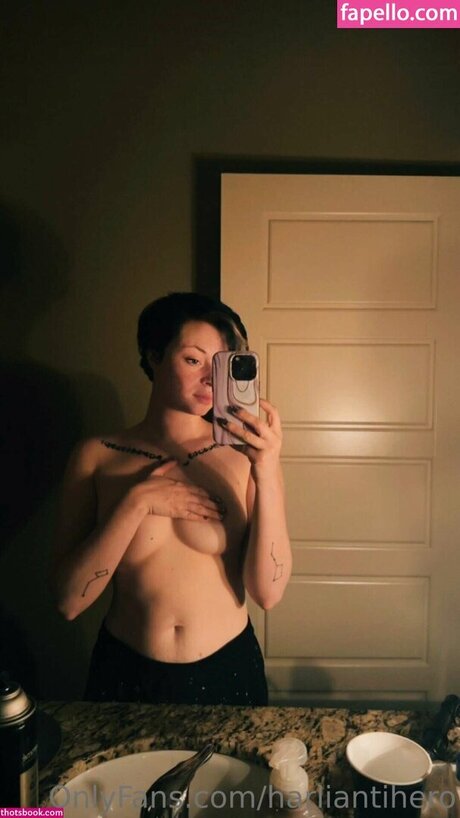 Photo nue de fuite OnlyFans de Harli Antihero