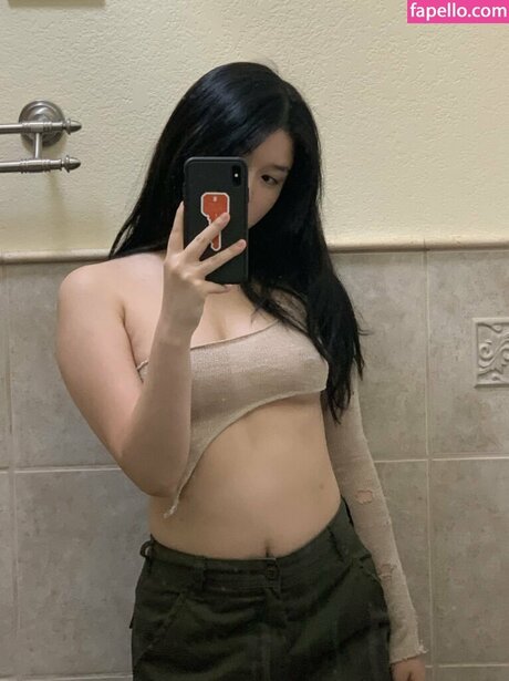 Обнаженная фотография утечки OnlyFans от Mobilesuitsam