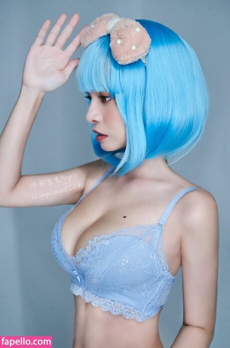 Naakte gelekte OnlyFans-foto van Angelakuo