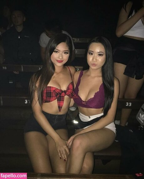 Naakte gelekte OnlyFans-foto van Itsnickytran