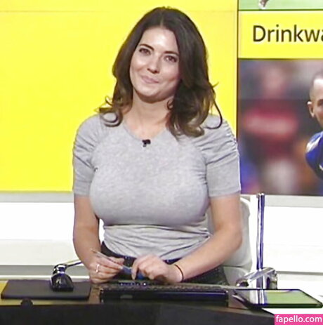Naken läckt OnlyFans-bild av Natalie Sawyer