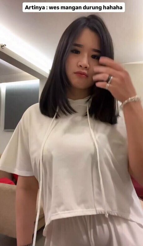 Foto desnuda filtrada de OnlyFans de Vania Veronica