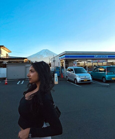 Naken lekkede OnlyFans-bilde av Abby Govindan