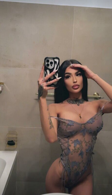 Bondrix naked leaks OnlyFans pic