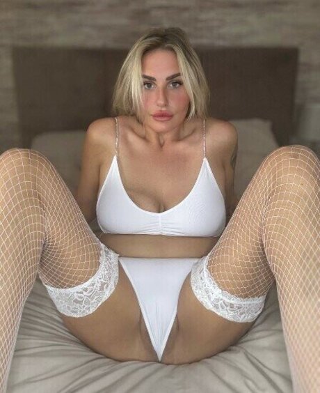 Nacktes geleaktes OnlyFans-Foto von Toxiccuteblonde25